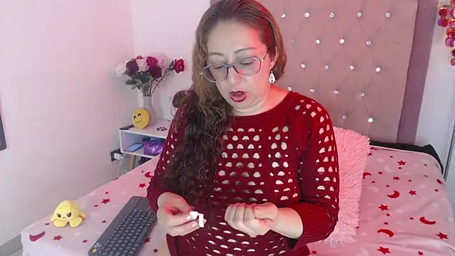 AnnadirtyXo online show from November 19, 5:40 am