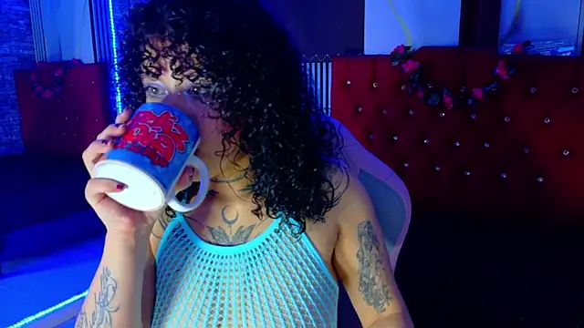 miahernadez303av online show from March 10, 5:22 am