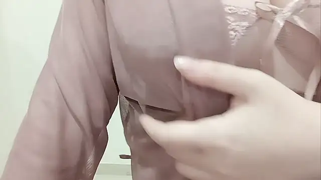 Milajinxi online show from February 3, 6:40 am