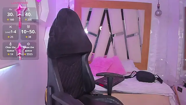 ary cooper  online show from January 14, 3:06 pm