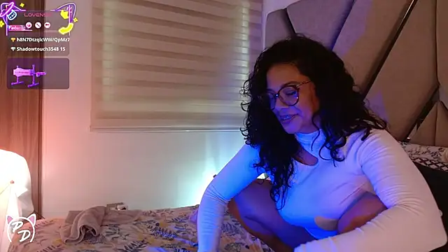 paula daniela1 online show from June 16, 9:49 pm