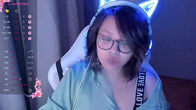 maydaykimmy online show from February 10, 9:18 pm