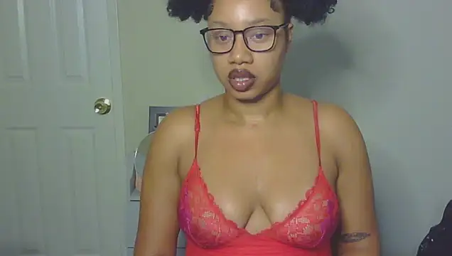 Snapshot of goddessdaisysky chatting on October 21, 11:42 pm goddessdaisysky online show from October 21, 11:42 pm