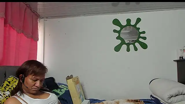 Laflaka22 online show from November 22, 10:12 pm