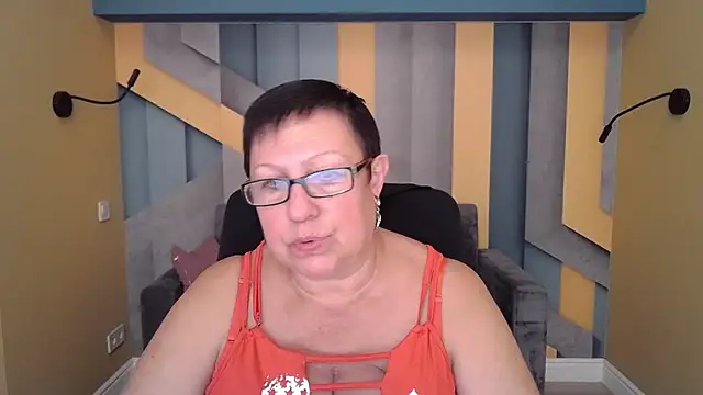 BarbaraTurners online show from October 1, 6:46 pm