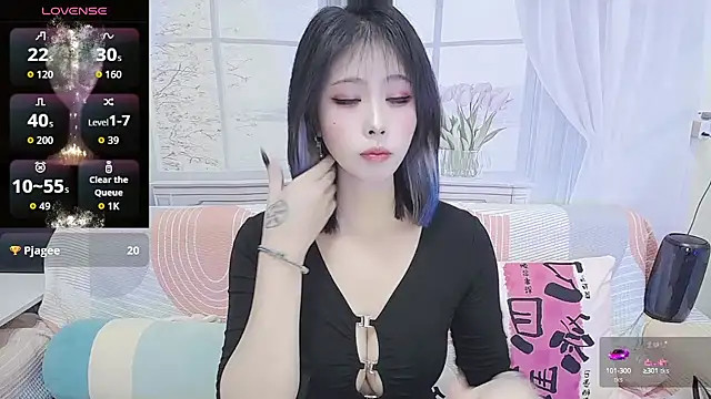 wen rou online show from September 28, 2:22 pm