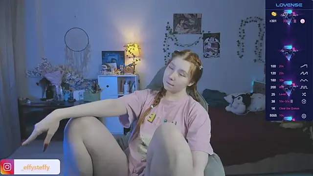 CallMeEffy1 online show from December 3, 7:38 pm