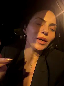 KimKelly13 online show from November 3, 12:25 am