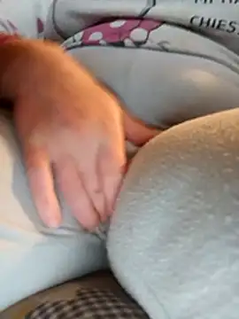 LadyMinnie online show from April 19, 7:27 pm