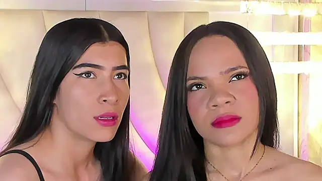 siara and zoe online show from June 3, 11:32 pm