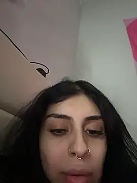 ThickerThanYoBitch online show from December 16, 5:08 pm