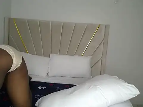 tasha kimmy online show from February 4, 6:49 am