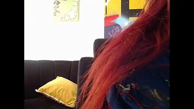 Snapshot of SuzzyyM chatting on October 9, 7:51 pm SuzzyyM online show from October 9, 7:51 pm