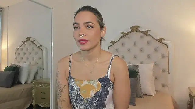 lexa 25  online show from October 25, 11:51 am