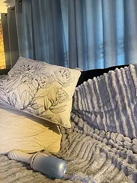 Astoria Moon online show from January 15, 12:22 pm