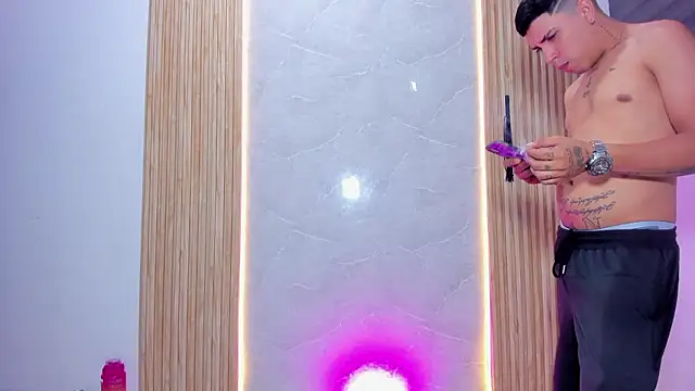 wild demongirl online show from January 11, 7:30 pm