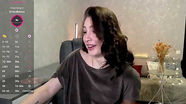 Naughty  Megan online show from April 13, 4:14 am