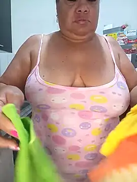 Shanttal0272 online show from February 8, 1:37 pm