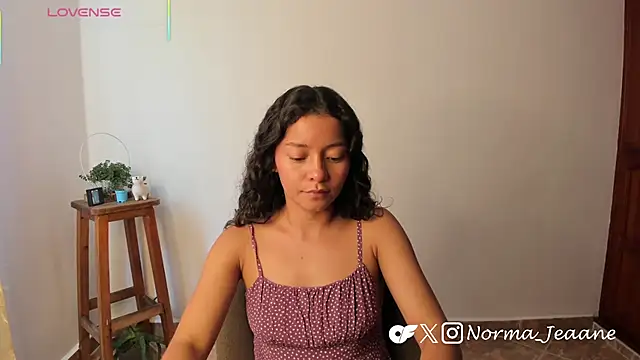 Norma-Jeaane online show from March 9, 4:32 pm