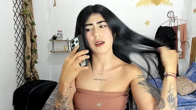 chaymae nah  online show from October 2, 2:49 am