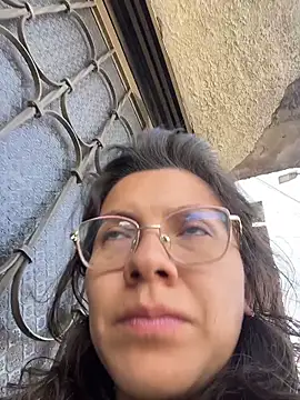 karlamorris  online show from March 14, 1:56 pm