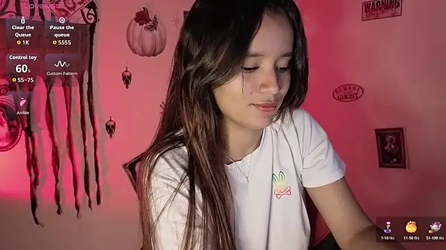 Snapshot of mia_sweetdc chatting on October 23, 6:58 pm mia sweetdc online show from October 23, 6:58 pm