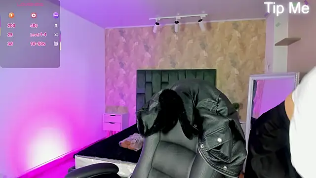 april dumont online show from February 24, 11:09 am