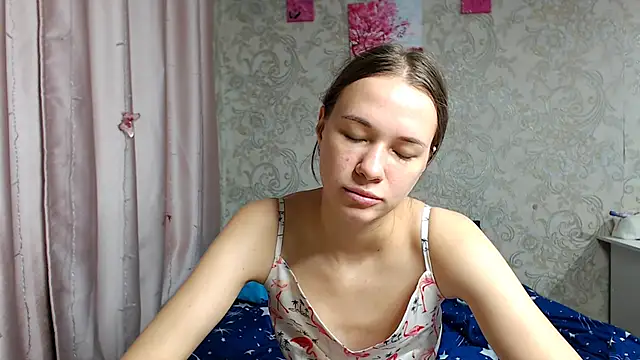 Snapshot of leila_bambi_ chatting on September 28, 5:18 pm leila bambi online show from September 28, 5:18 pm