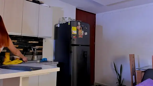 Amypond   online show from April 18, 7:58 pm