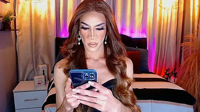 camila hootie online show from September 26, 8:28 pm