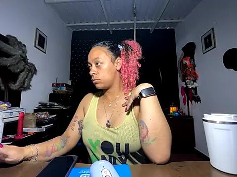 Cata Blue   online show from November 12, 4:27 pm