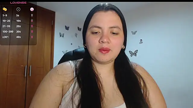 Snapshot of Sarahros1 chatting on October 21, 3:21 am Sarahros1 online show from October 21, 3:21 am