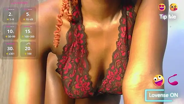 Snapshot of _luna_nyx chatting on October 21, 1:15 pm luna nyx online show from October 21, 1:15 pm