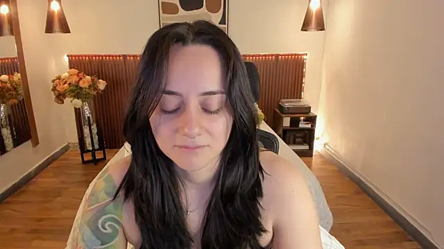 KatherineBond online show from June 14, 3:56 pm