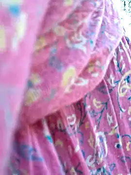 Priya Bong online show from February 25, 4:00 am