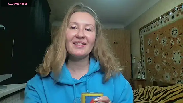 AnnaXLovers online show from October 20, 3:15 pm