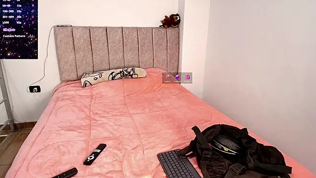 Venus wilde online show from November 19, 11:05 pm