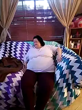 Bayou Woman68 online show from July 10, 12:12 am
