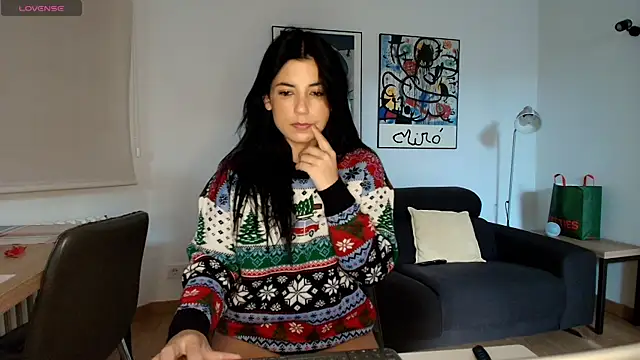 Arya 33 online show from December 2, 9:11 am