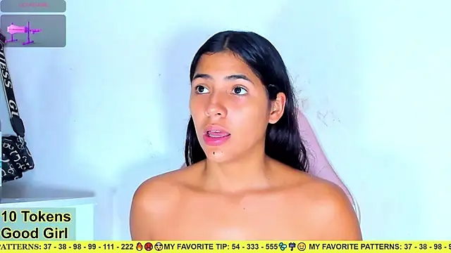 AriannaLewiis online show from December 4, 8:31 pm