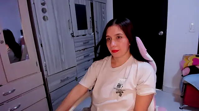 littlelight1 online show from October 7, 3:16 pm