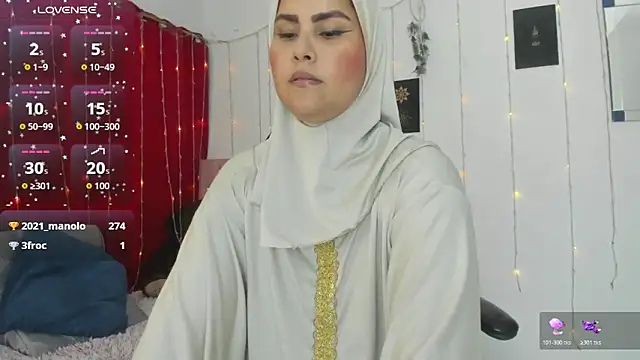 AishaAmin  online show from June 4, 2:43 pm