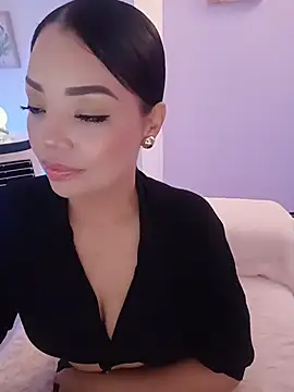 Sara LipsX online show from February 12, 2:02 am