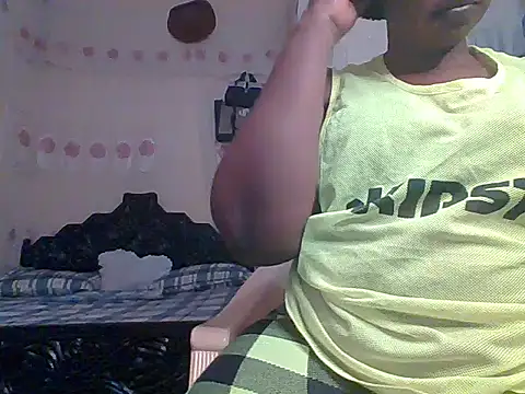 sweetymummy online show from March 17, 9:46 am