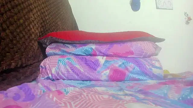 Brenda Smith69 online show from April 19, 9:17 pm