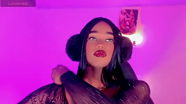 naomy  xx online show from November 25, 3:09 am