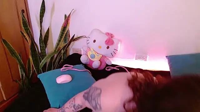 kittycatw online show from February 23, 9:20 am