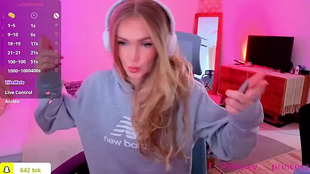 PrincessVS online show from December 3, 4:48 am