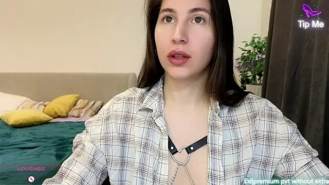 marrycolins online show from February 4, 2:47 am