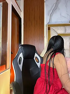 LinnaGardenia online show from January 6, 12:53 pm